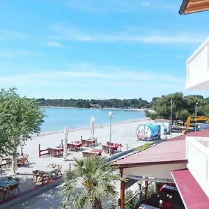 Mark - 10 M From Sea , Medulin Kroatien